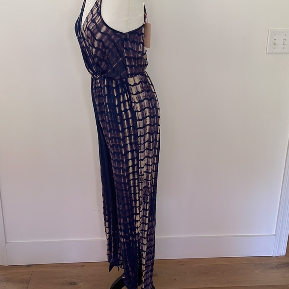 Jumpsuit - Picture 6 of 12